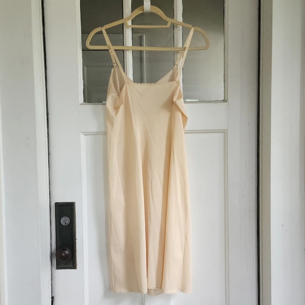 Vintage Vanity Fair Nylon Full Slip - Picture 4 of 7
